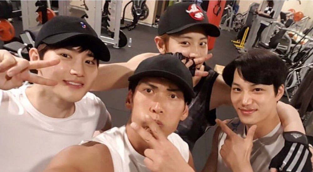 4 Foto ilusi optik seleb Korea, kamu bisa menemukan kejanggalannya?