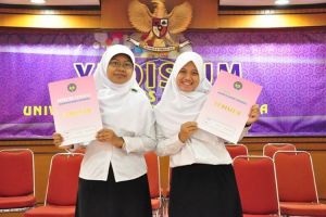 Kisah mahasiswi lulus dengan IPK 3,89 ini tampar kamu yang suka malas