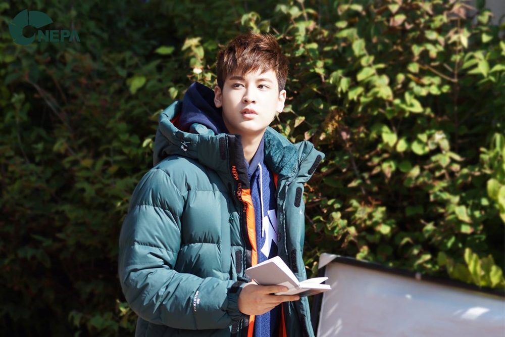 12 Member boyband K-Pop usia belasan ini bukti mereka cakep dari kecil