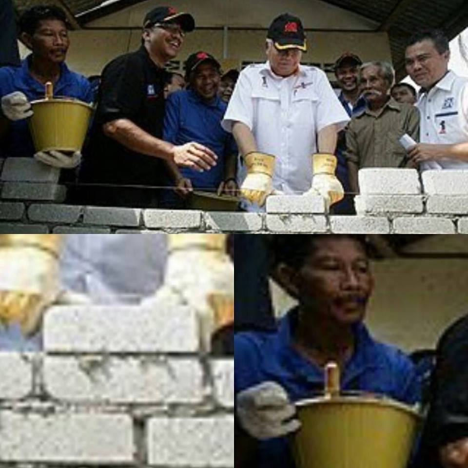 Seremonial pejabat ini bikin pak tukang batu prihatin, duh..