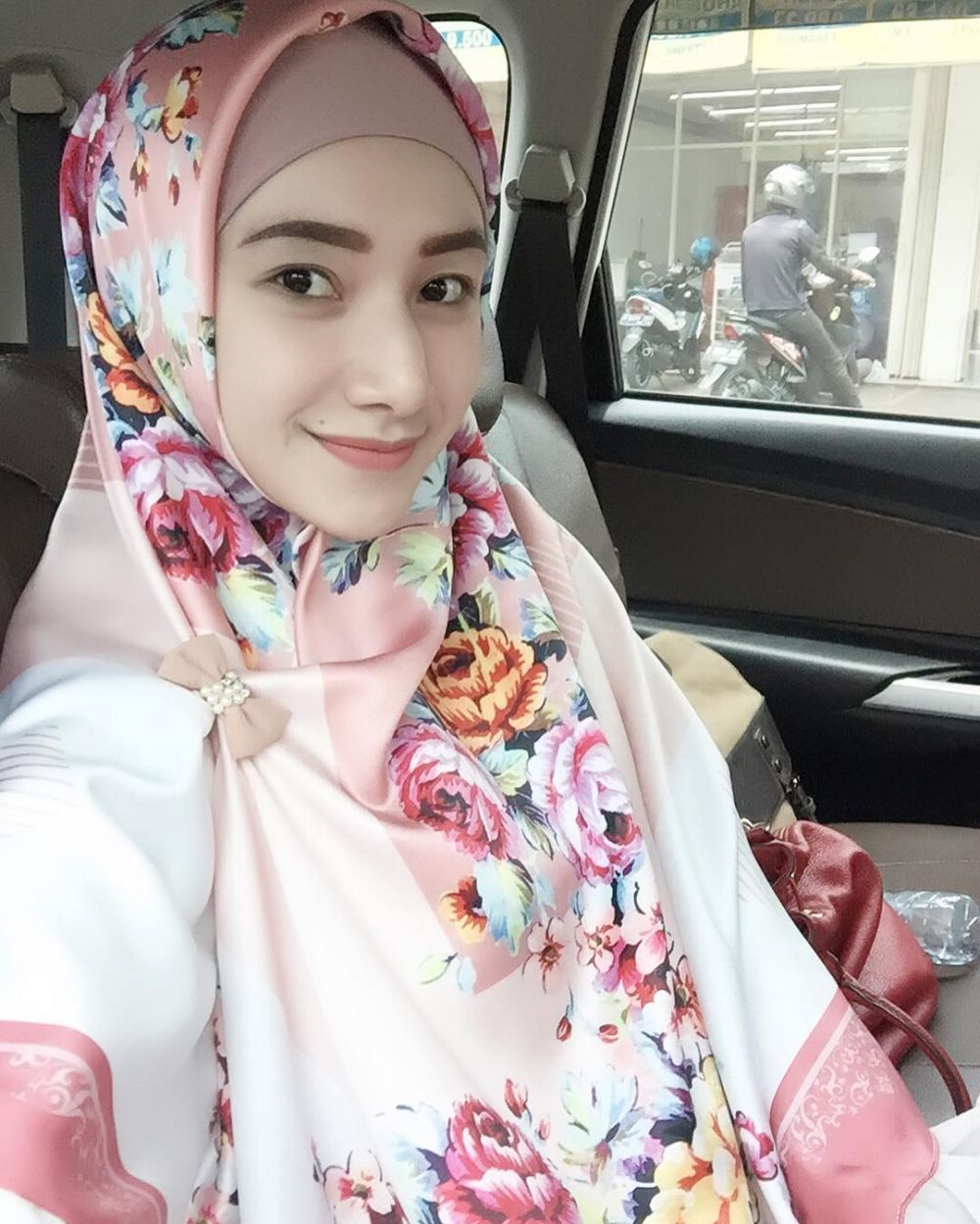 12 Foto transformasi Indri Giana, dari aktris sampai jadi istri ustaz