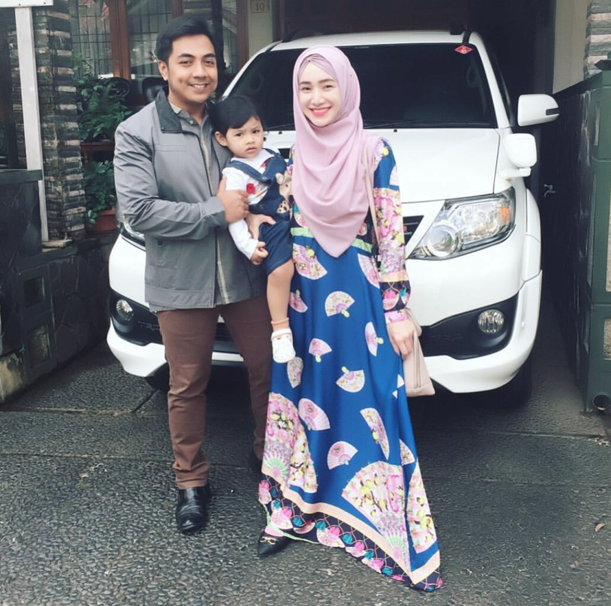 12 Foto transformasi Indri Giana, dari aktris sampai jadi istri ustaz