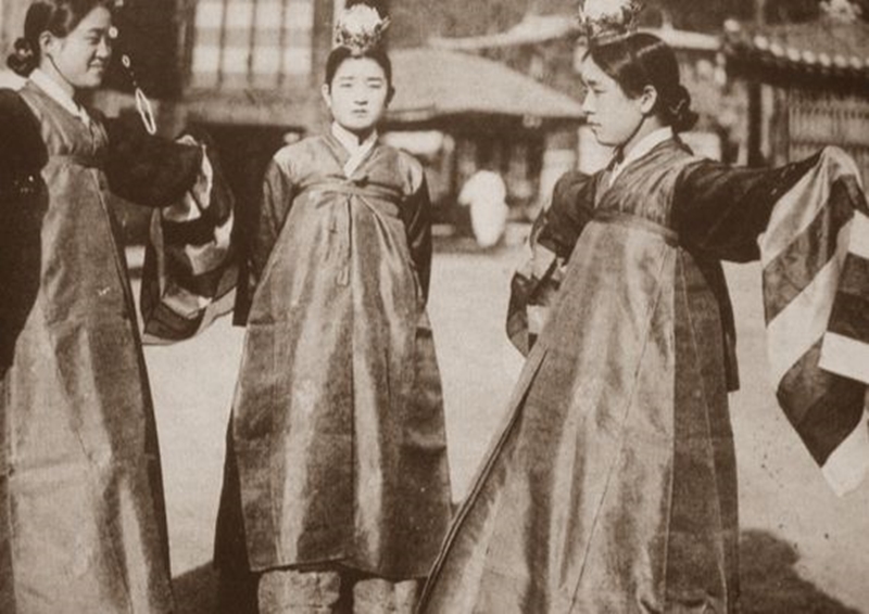 10 Potret wanita Korea Selatan sebelum kemerdekaan, klasik banget