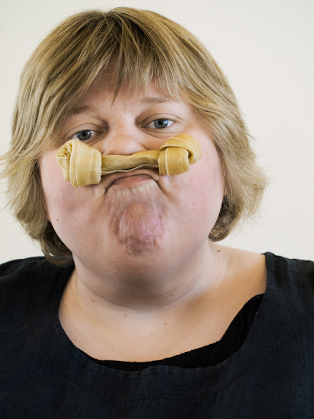 12 Foto absurd cewek ini bikin geleng-geleng kepala, cari sensasi?