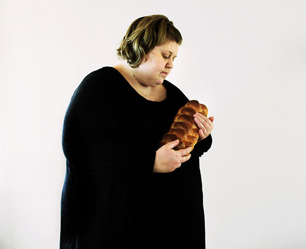 12 Foto absurd cewek ini bikin geleng-geleng kepala, cari sensasi?