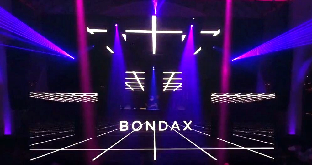 Di acara ini, BONDAX & Alex Metric sukses bikin party goers bergoyang