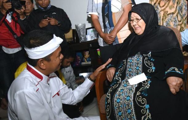 5 Kasus anak gugat ibu kandung ini bikin ngelus dada, kok tega ya