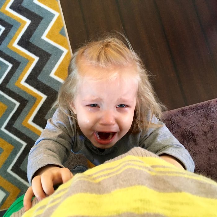 10 Foto ibu dengan 3 balita ini tunjukkan susahnya mengurus anak