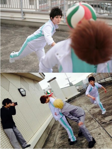 15 Potret di balik kerennya foto cosplayer ini bikin geli sendiri