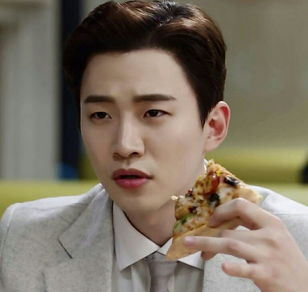 12 Potret Junho 2PM, si jaksa tengil tapi ganteng di drama Chief Kim