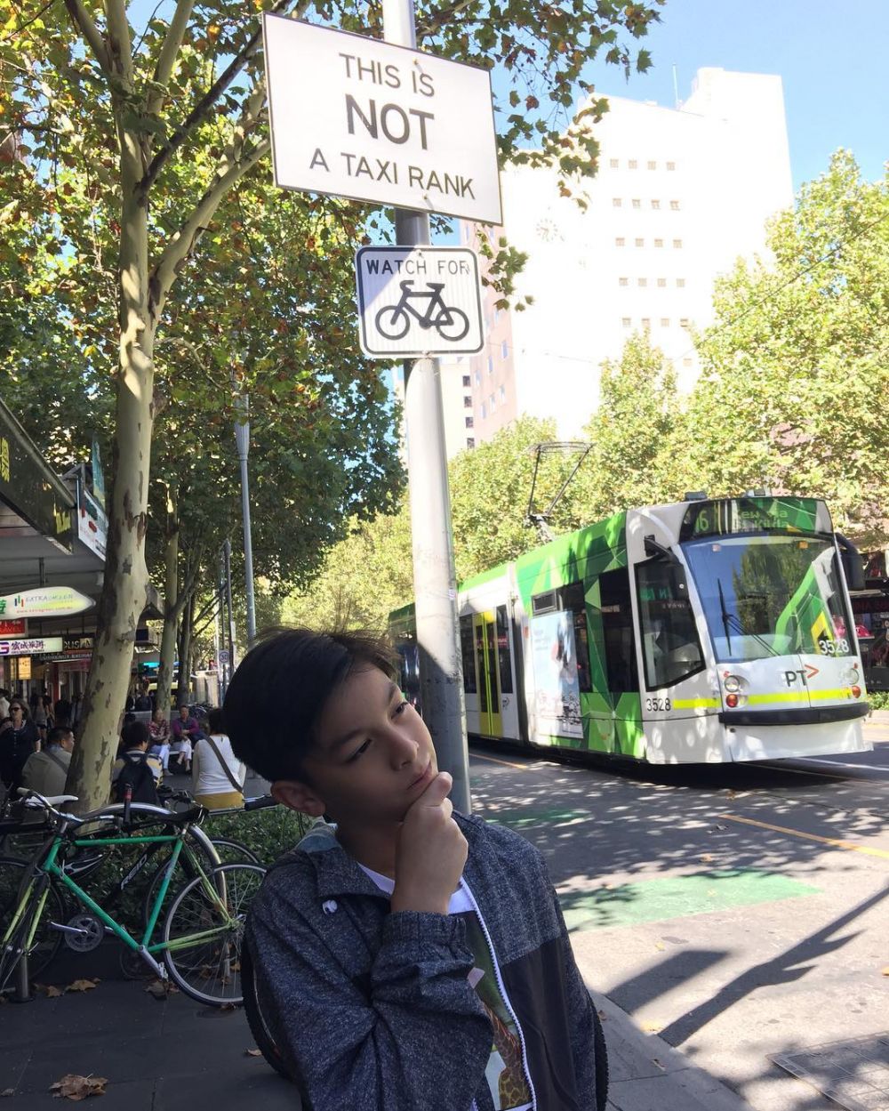 12 Potret Eddy Maliq, anak Maudy Koesnaedi yang imutnya kebangetan