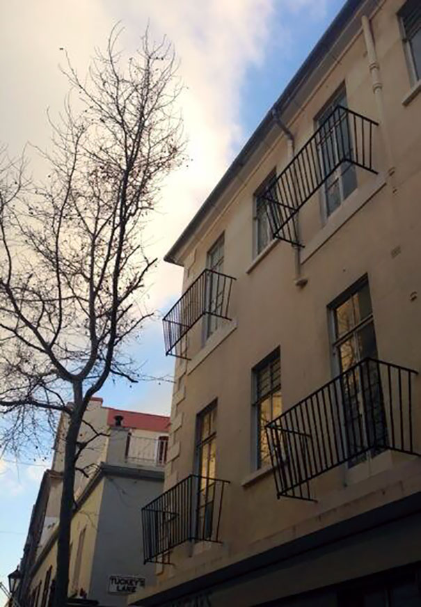 20 Hasil kerjaan fail ini cuma nunggu waktu untuk kena apes, duh