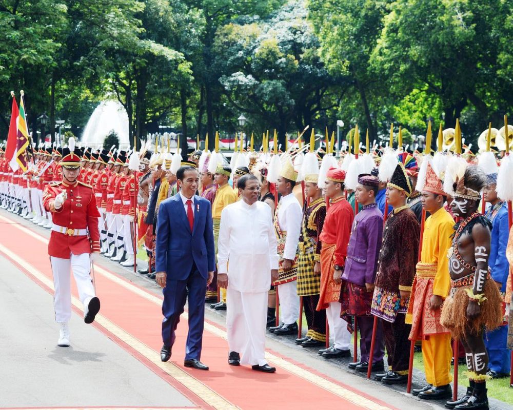 15 Foto serunya gaya baru penyambutan tamu negara oleh Presiden Jokowi