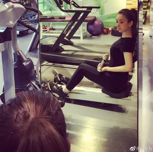 12 Foto calon istri aktor Mandarin legendaris Aaron Kwok, cantik abis