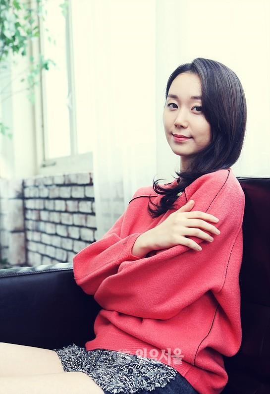 10 Foto seleb Korsel Lee Yoo-young, dikenal judes tapi aslinya sumeh