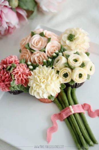 Terlihat seperti hiasan, 14 bunga ini ternyata cupcake yang lezat lho