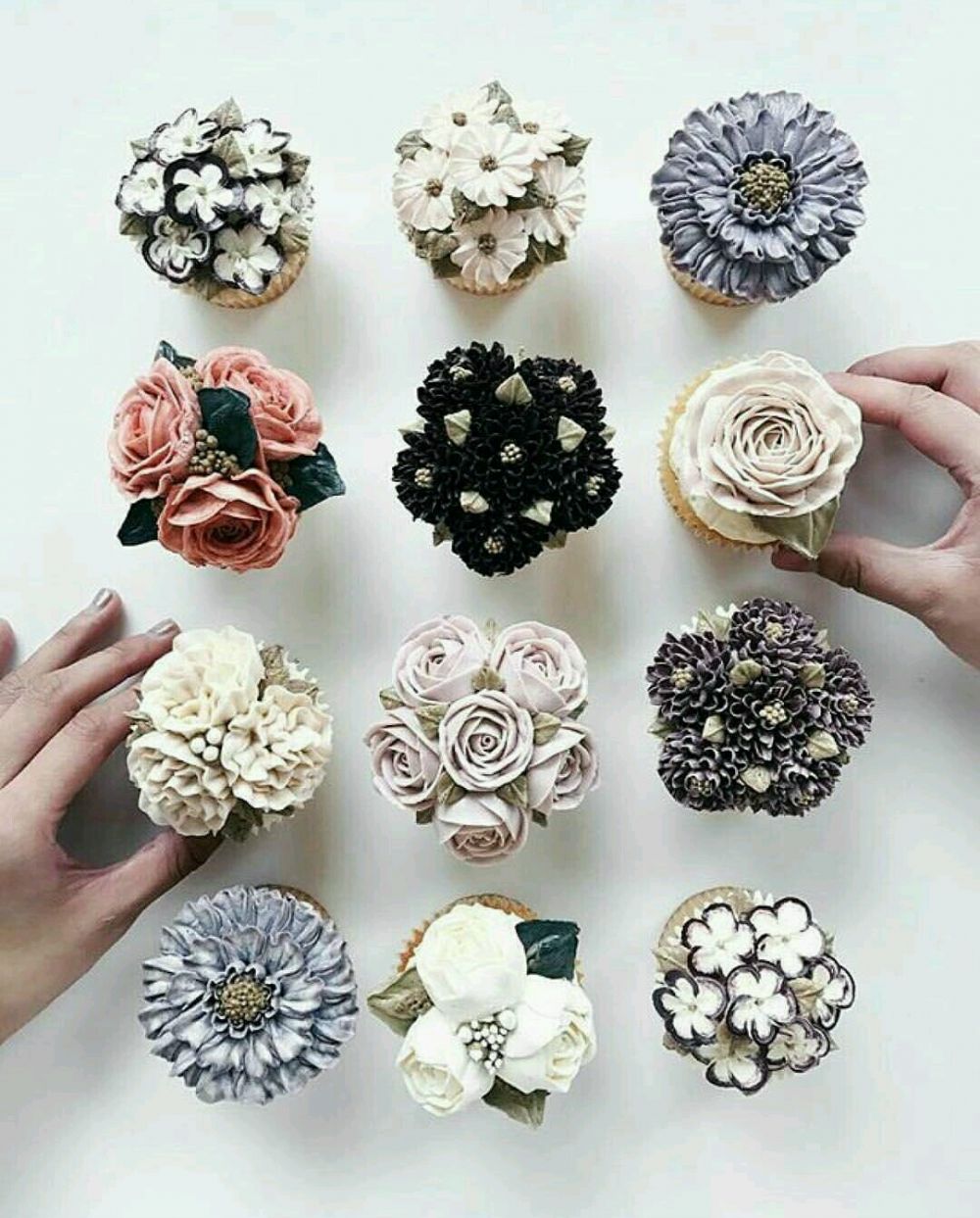 Terlihat seperti hiasan, 14 bunga ini ternyata cupcake yang lezat lho