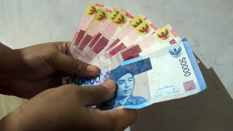8 Cara ini bikin kamu sukses di usia 30-an, ‘say goodbye’ boros ya