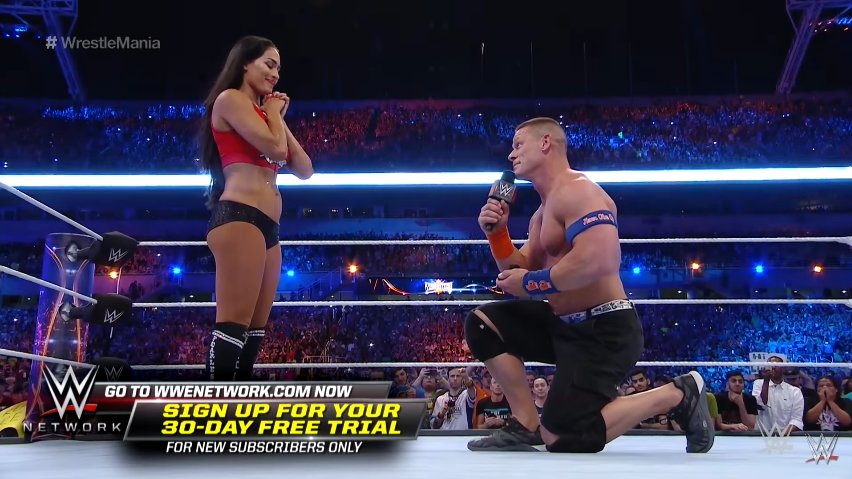 Dilamar di ring gulat, ini 10 potret seksi calon istri John Cena