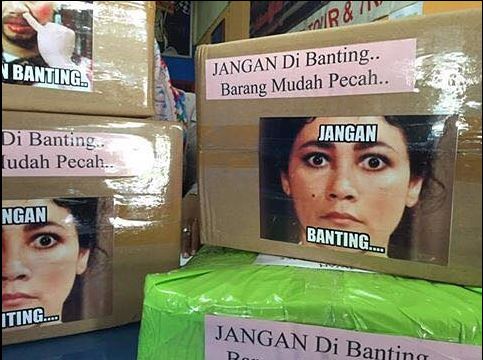 15 Foto kelakuan nyentrik orang Indonesia, sulit dicari bandingannya