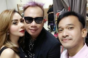 Tampil makin mesra, benarkah Vicky dan Femmy bakal menikah bulan Mei?