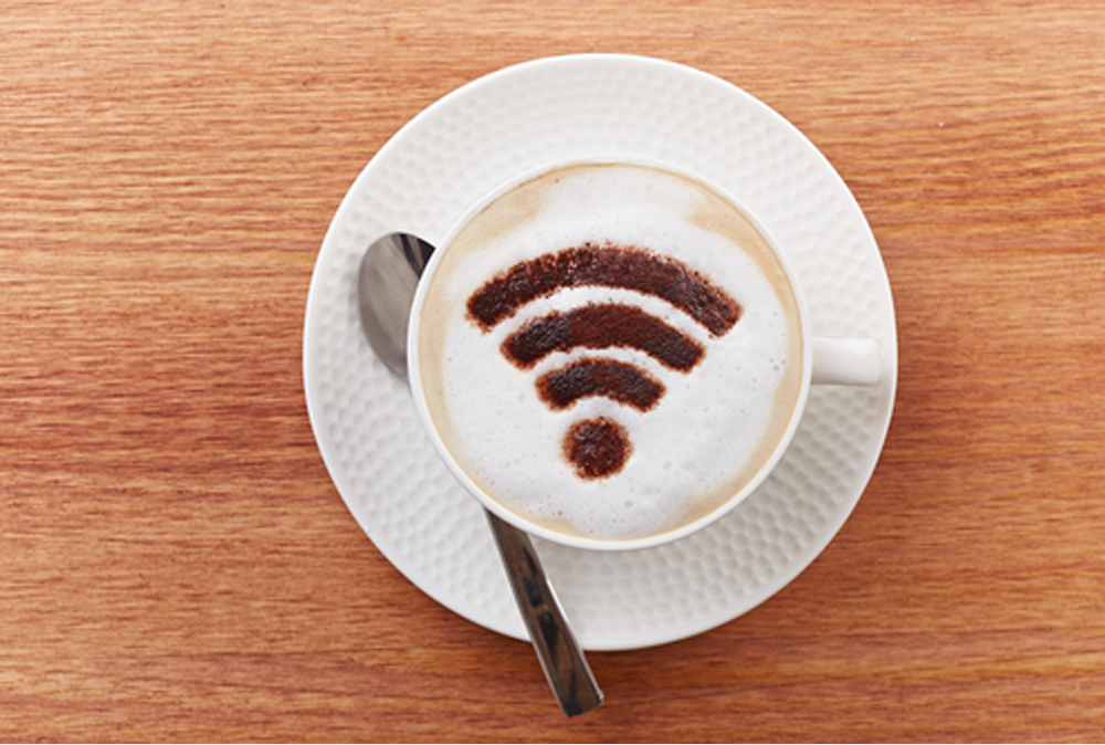 Hindari kejahatan cyber, ini 7 tips aman internetan pakai Wi-Fi umum