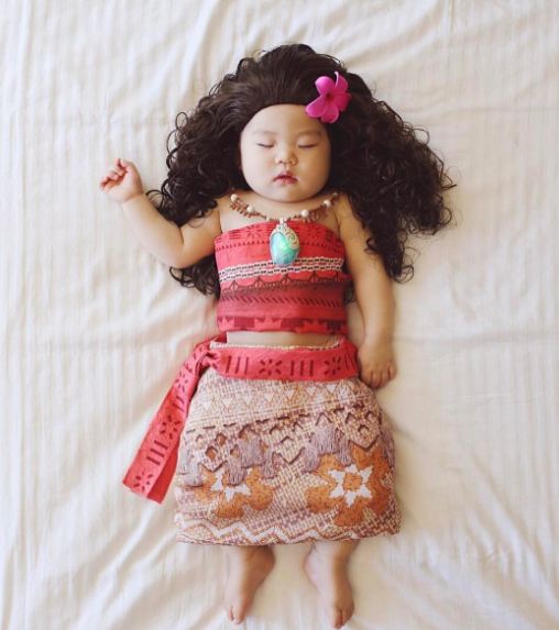 Tingkah 10 anak berdandan ala Moana ini bikin gemes banget