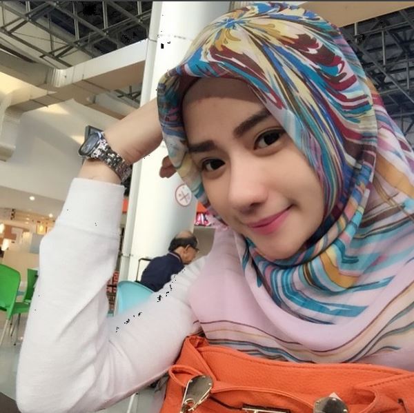 Yuk kenalan sama Bella Luna, seleb yang terjerat skandal kawin kontrak