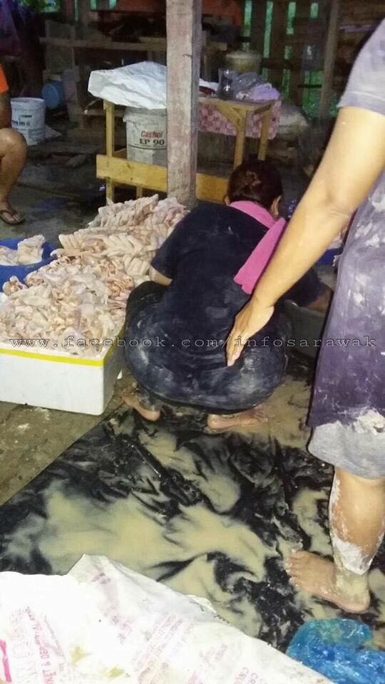 Warga desa ini makan sayap ayam terkubur berhari-hari, nggak jijik?