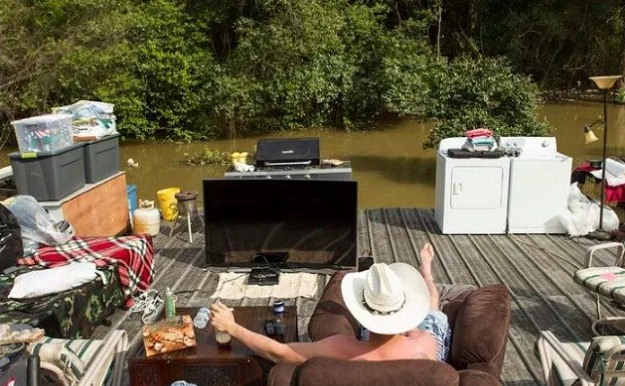 9 Momen nyantai ngadepin situasi buruk ini bikin nyengir sendiri