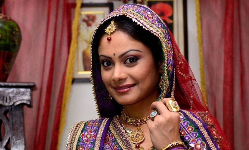 10 Potret keseharian Toral Rasputra, pemeran serial India Anandhi