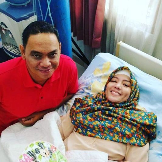 Pesinetron Renita Sukardi meninggal usai berjuang melawan kanker
