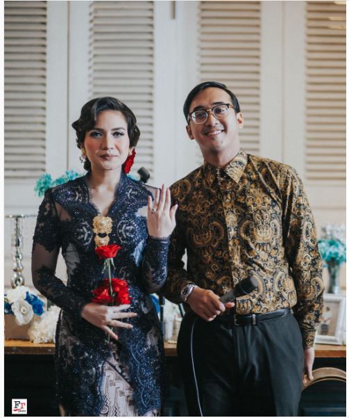 Tak cuma anak band, 10 presenter ini juga taklukkan hati wanita cantik