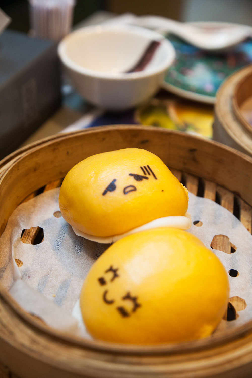 Datang ke restoran ini, kamu bakal disuguhi cara beda menikmati dimsum