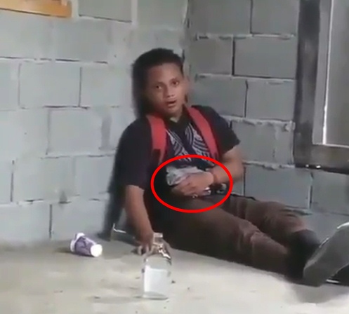 Pelajar ini teler karena dicekoki lem oleh temannya, duh miris!