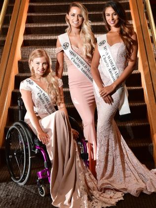 Pertama kali di Miss World, kontestan cantik ini pakai kursi roda