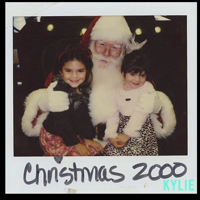 16 Foto masa kecil Kendall dan Kylie Jenner, imut banget