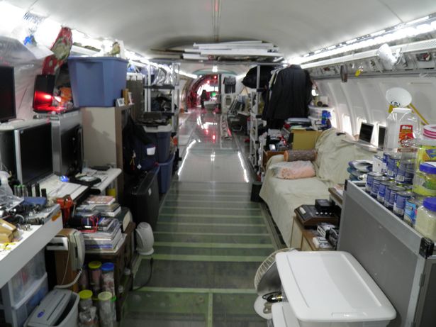 Pesawat Boeing 727 dibuat rumah, penampakan isinya bikin melongo