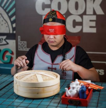 Makan sushi & dimsum di resto ini hadiahnya jalan-jalan ke luar negeri