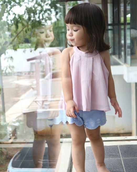 Menggemaskan, begini 10 foto gaya baby Gempi saat jadi model iklan