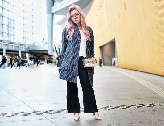 10 Foto Stella Lee, beauty blogger asal Indonesia yang sukses mendunia