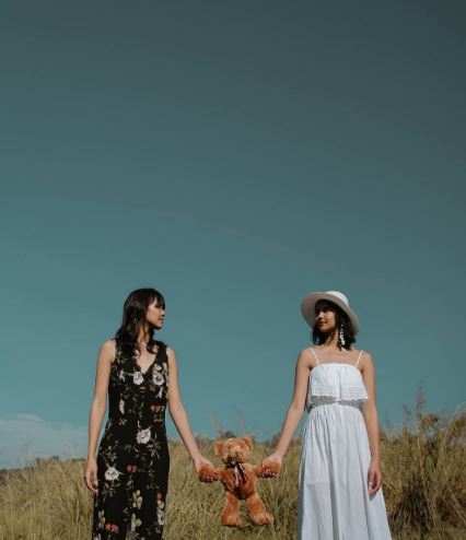 Kenalan yuk dengan si kembar Vero & Val, wakil Indonesia di AsNTM 5