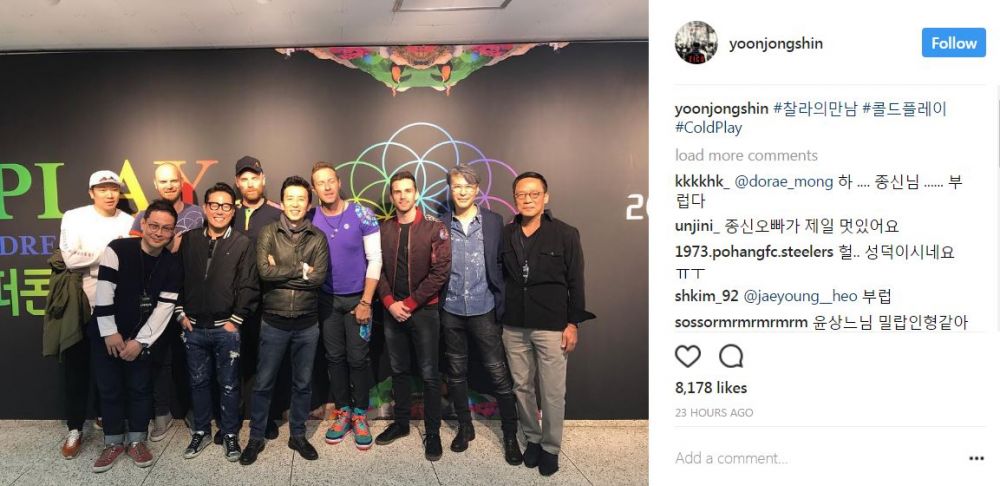 10 Foto serunya seleb Korea nonton konser Coldplay di Seoul, asyik nih