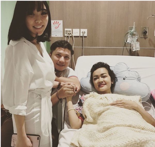 Lama terbaring di RS, ini 20 potret wujud sayang sahabat kepada Jupe