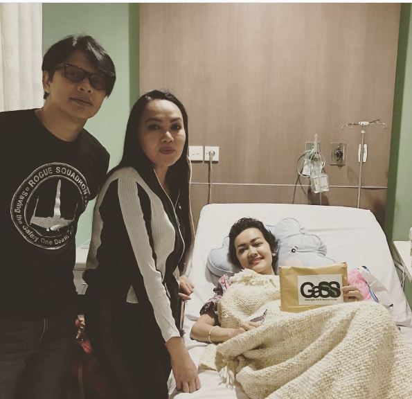 Lama terbaring di RS, ini 20 potret wujud sayang sahabat kepada Jupe