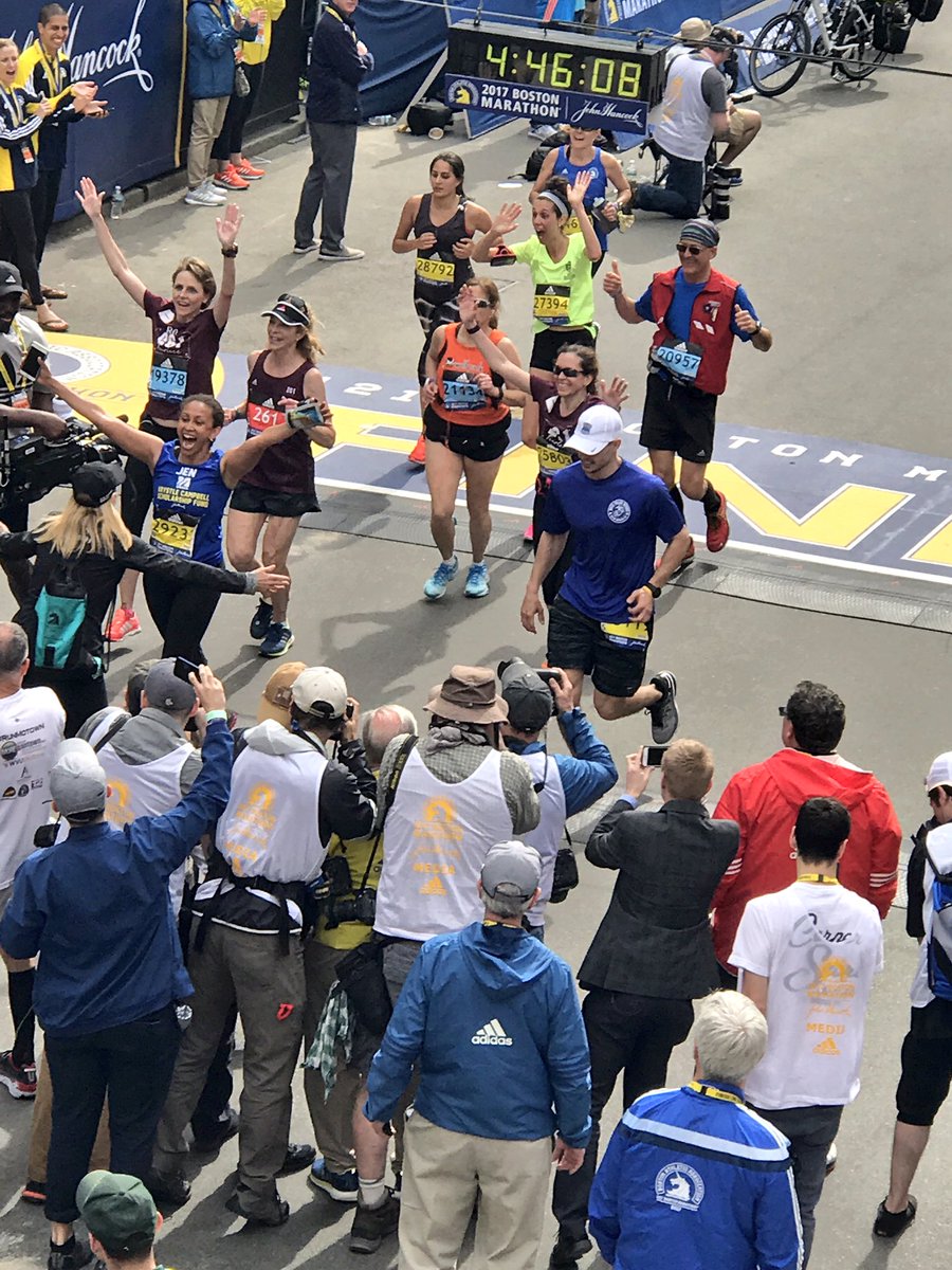 10 Foto Kathrine Switzer, pelari wanita pertama di Maraton Boston