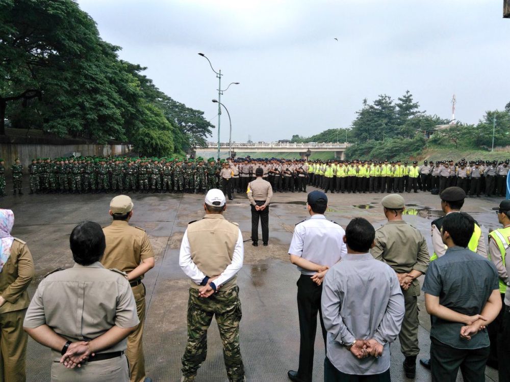 15 Potret tunjukkan persiapan matang TNI & Polri kawal Pilgub DKI II