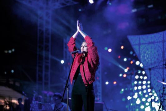 Cantiknya Sonakshi, seleb Bollywood yang akan buka tur Justin Bieber