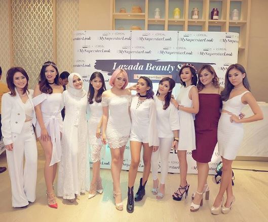 Mega Gumelar, dari MUA hingga wakil Indonesia di Beauty Bond Asia 2017