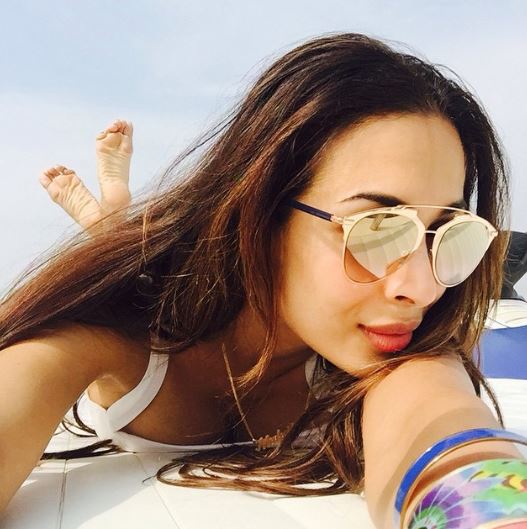 10 Foto Malaika Arora, hot mama Bollywood yang masih kayak ABG